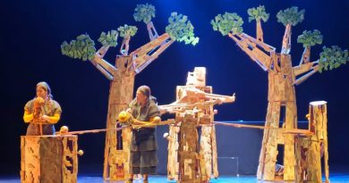 Adra celebra la XXI edición del Festival Internacional de Títeres D’Hilos