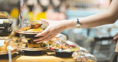 Comer sin cocinar: el impacto ambiental de los platos preparados
