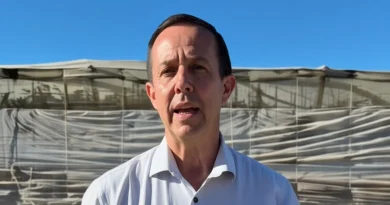 El candidato número 1 del PSOE al Senado por Almería, José María Martín, valora las inversiones hídricas del Gobierno en El Ejido