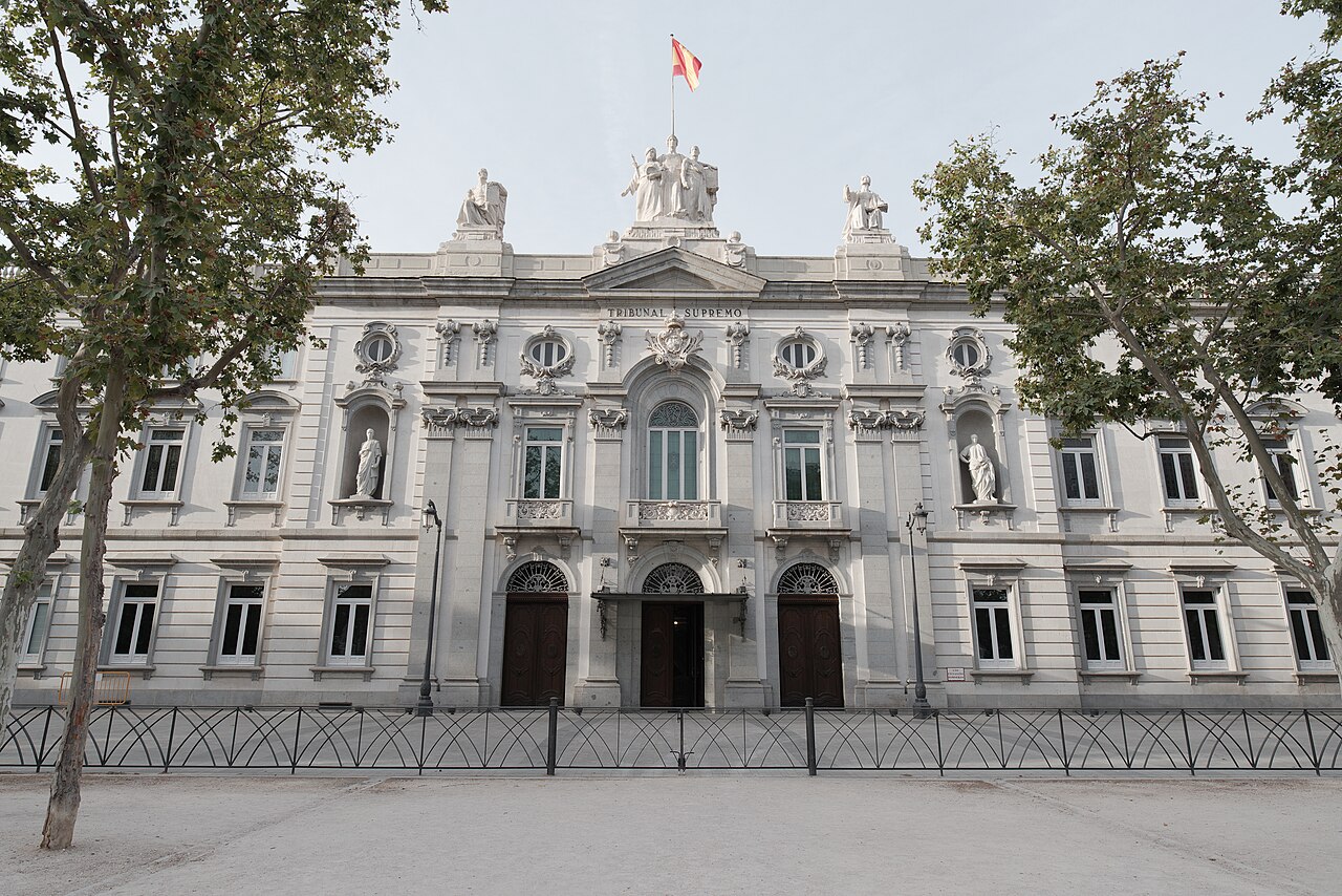 Españoles, pero sin derecho a voto: El Supremo ratifica la suspensión del voto de los nacionalizados por la ley de nietos